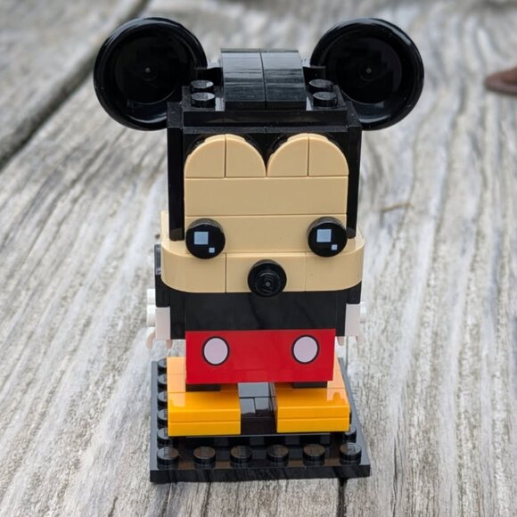 Lego BrickHeadz Mickey and Minnie Mouse - Picture 3 of 11